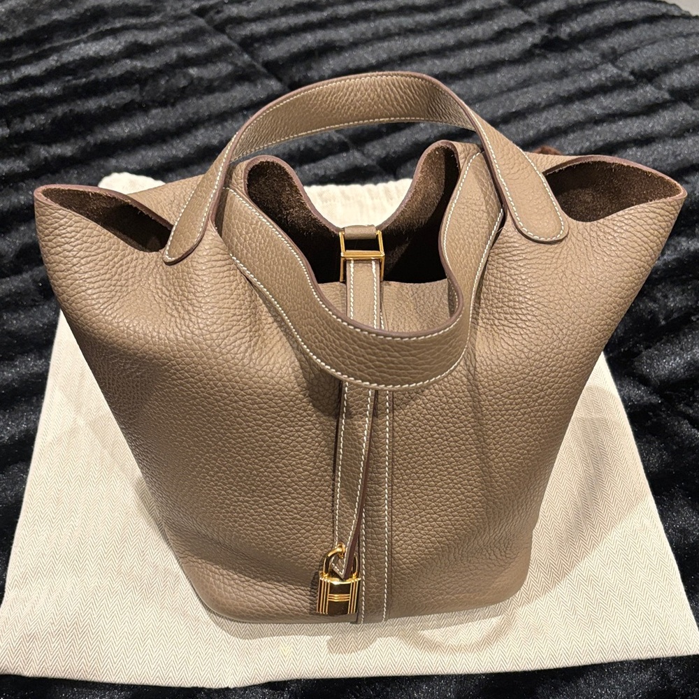 Hermes Picotin 22 in Etoupe with gold hardware